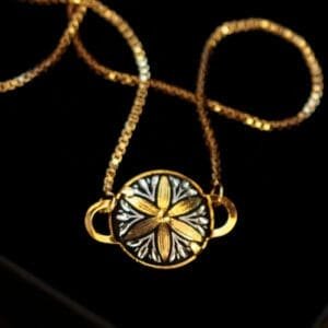 <span style="font-size: 1.7em; font-weight: bold;">LIGHT</span><br> damascene by hand